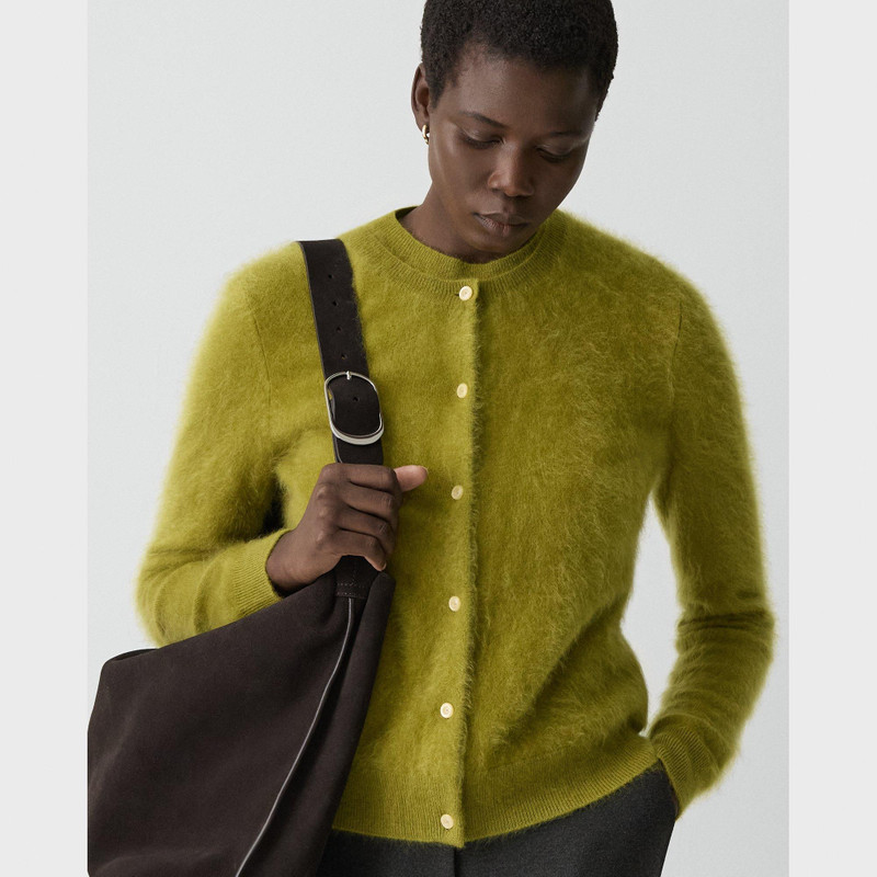 Brushed Cardigan in Airy Cashmere 5