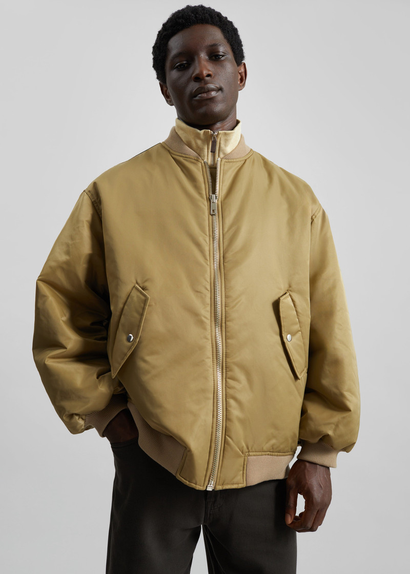 Astra Bomber Jacket - Olive 10