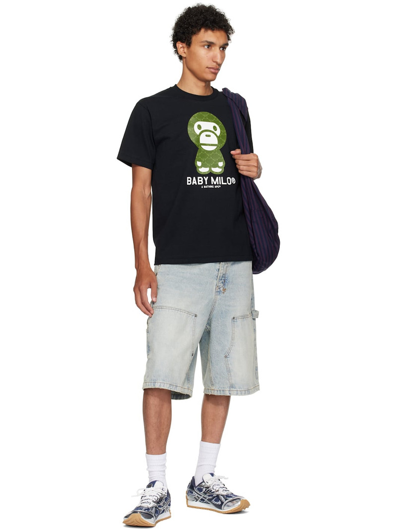 A BATHING APE® Black College Monogram Baby Milo T-shirt outlook