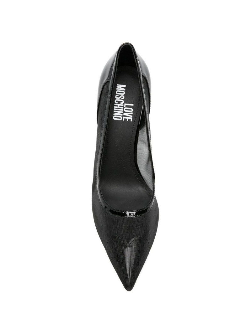 pointed pumps 4