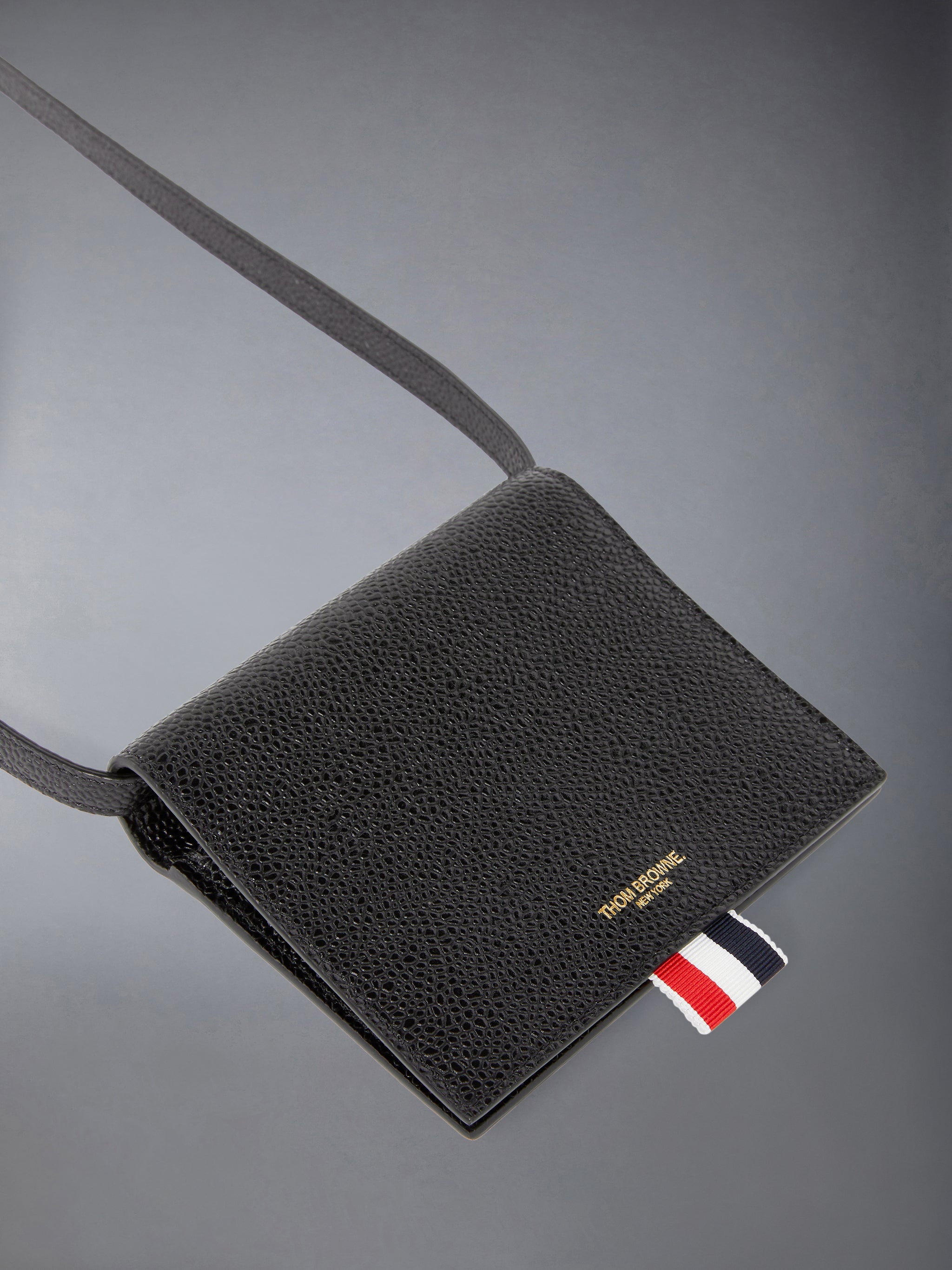 PEBBLE GRAIN SHOULDER STRAP CARDHOLDER - 2