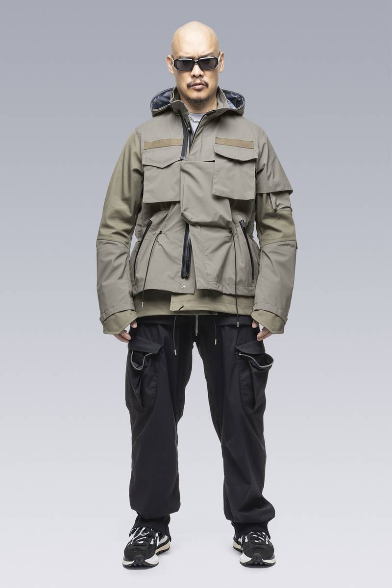 SAC-J2761 sacai / ACRONYM Field Jacket Alpha Green 11