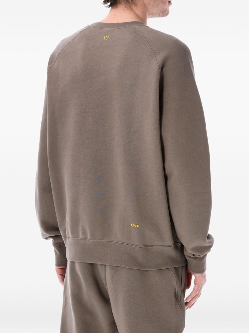 Nike crew-neck sweatshirt outlook