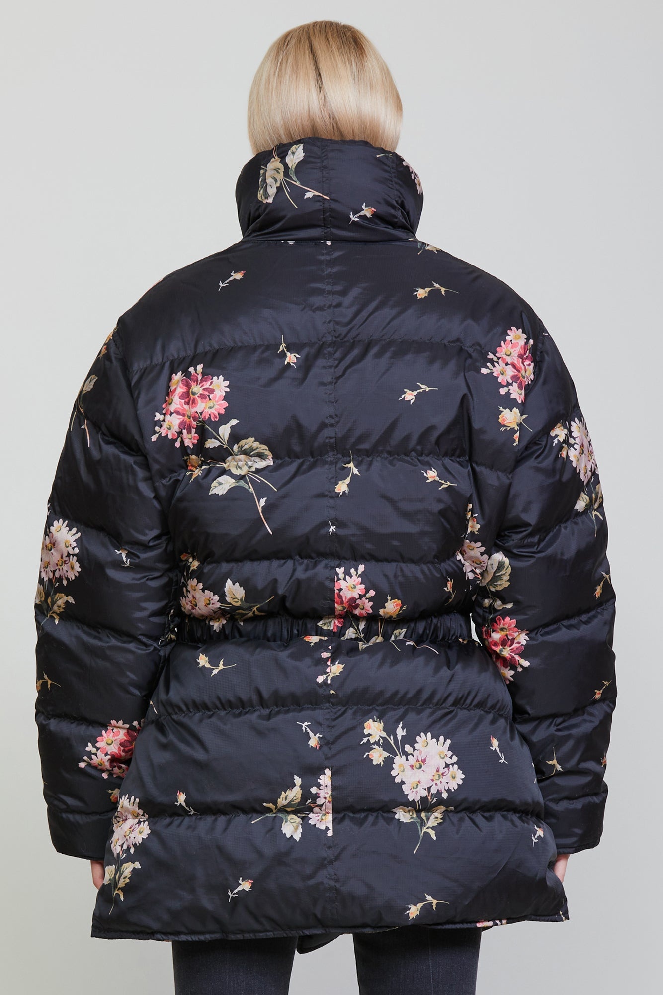 【OPEN YY】FLOWER BLANKET PUFFER, BLACK FLOWER BLANKET PUFFER, BLACK