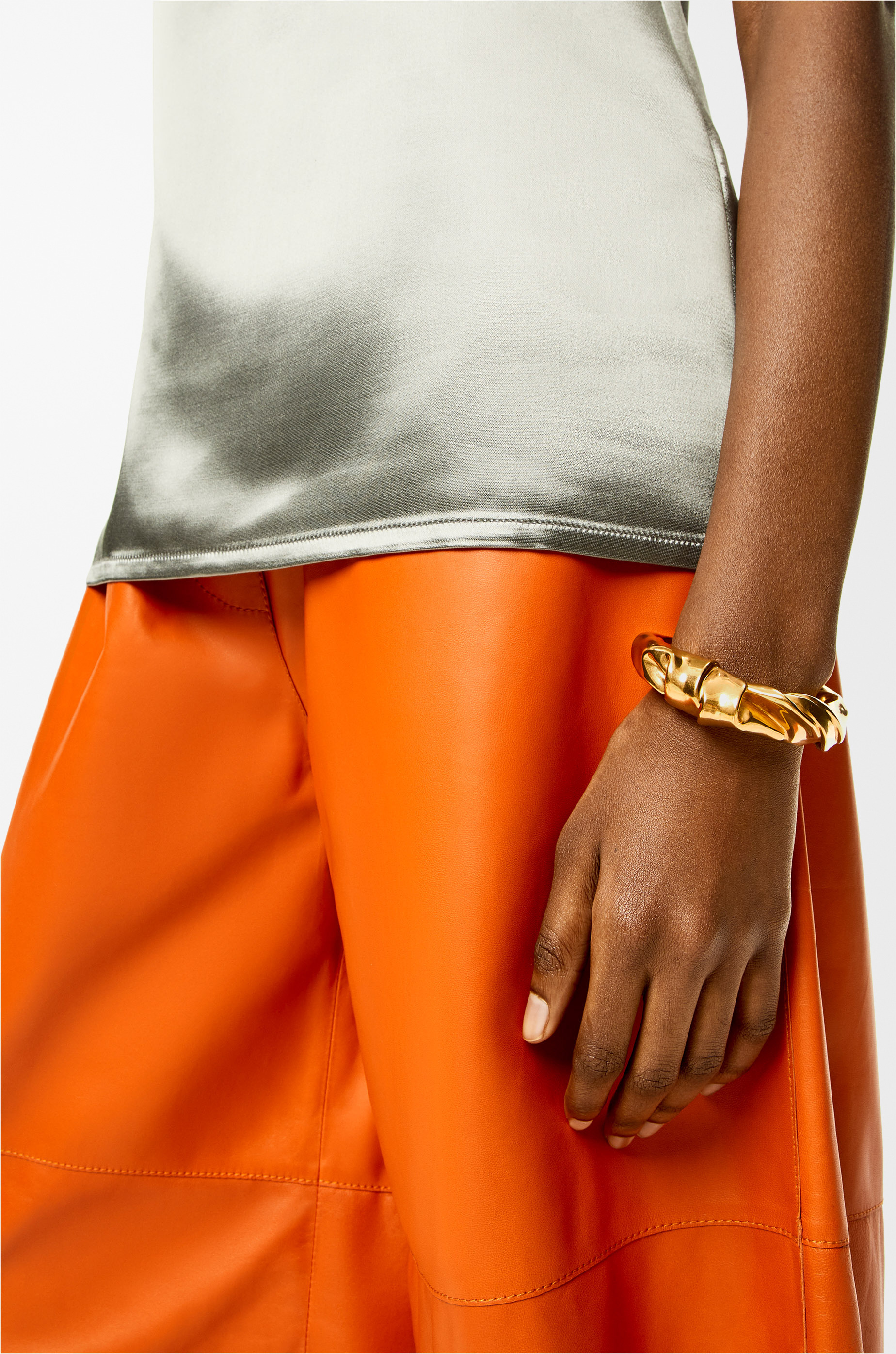 Medium nappa twist cuff in sterling silver - 2
