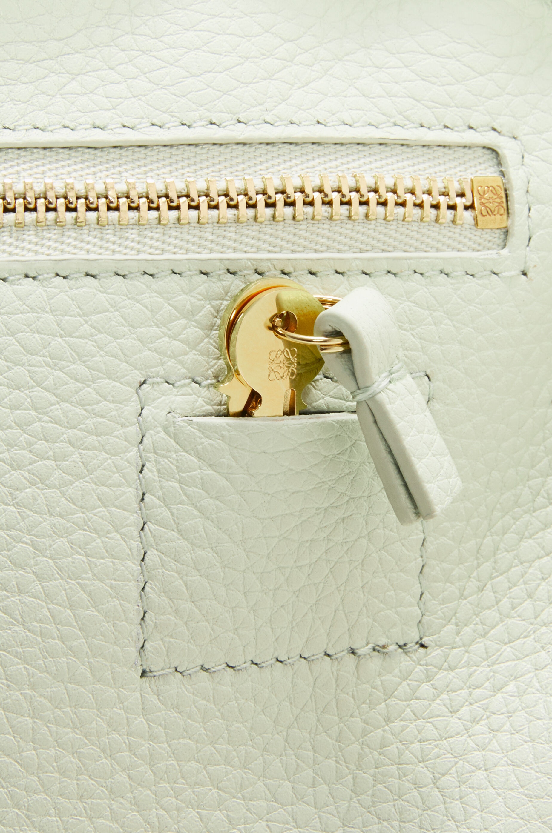Amazona 23 bag in soft grained calfskin - 12