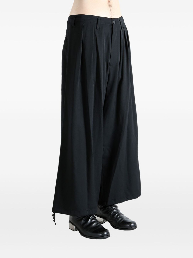 pleated trousers 3