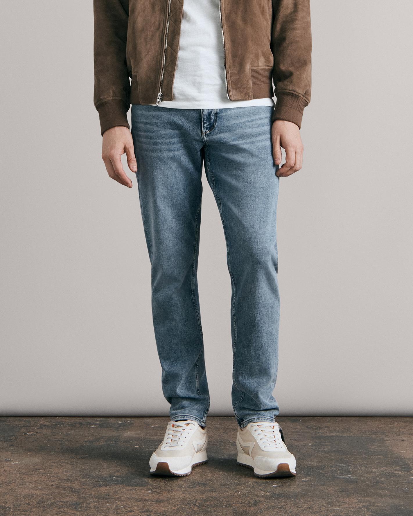 Fit 2 - Stevens
Slim Fit Light Indigo Action Loopback Jean - 3