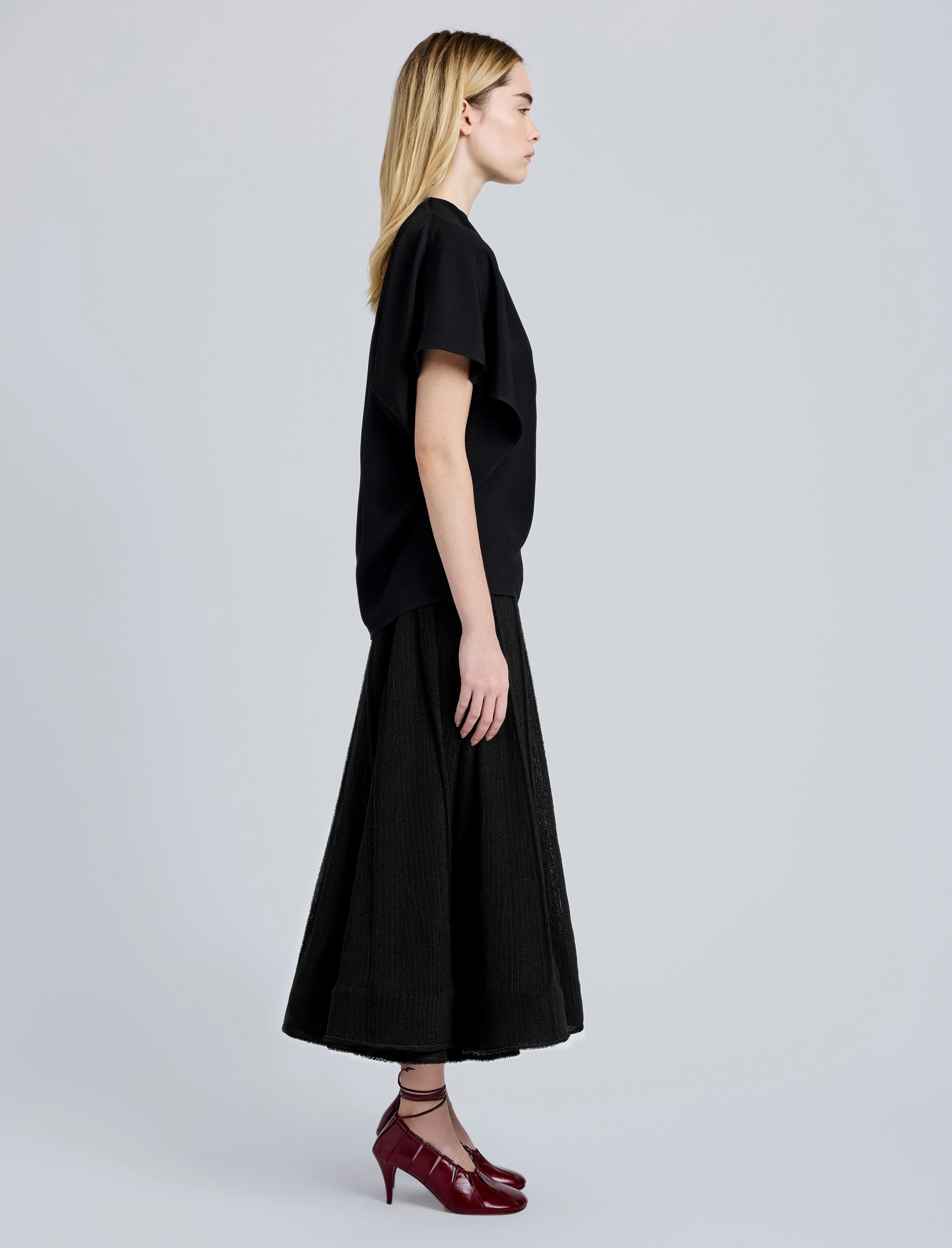 Tavia Skirt in Viscose Fringe Knit - 3