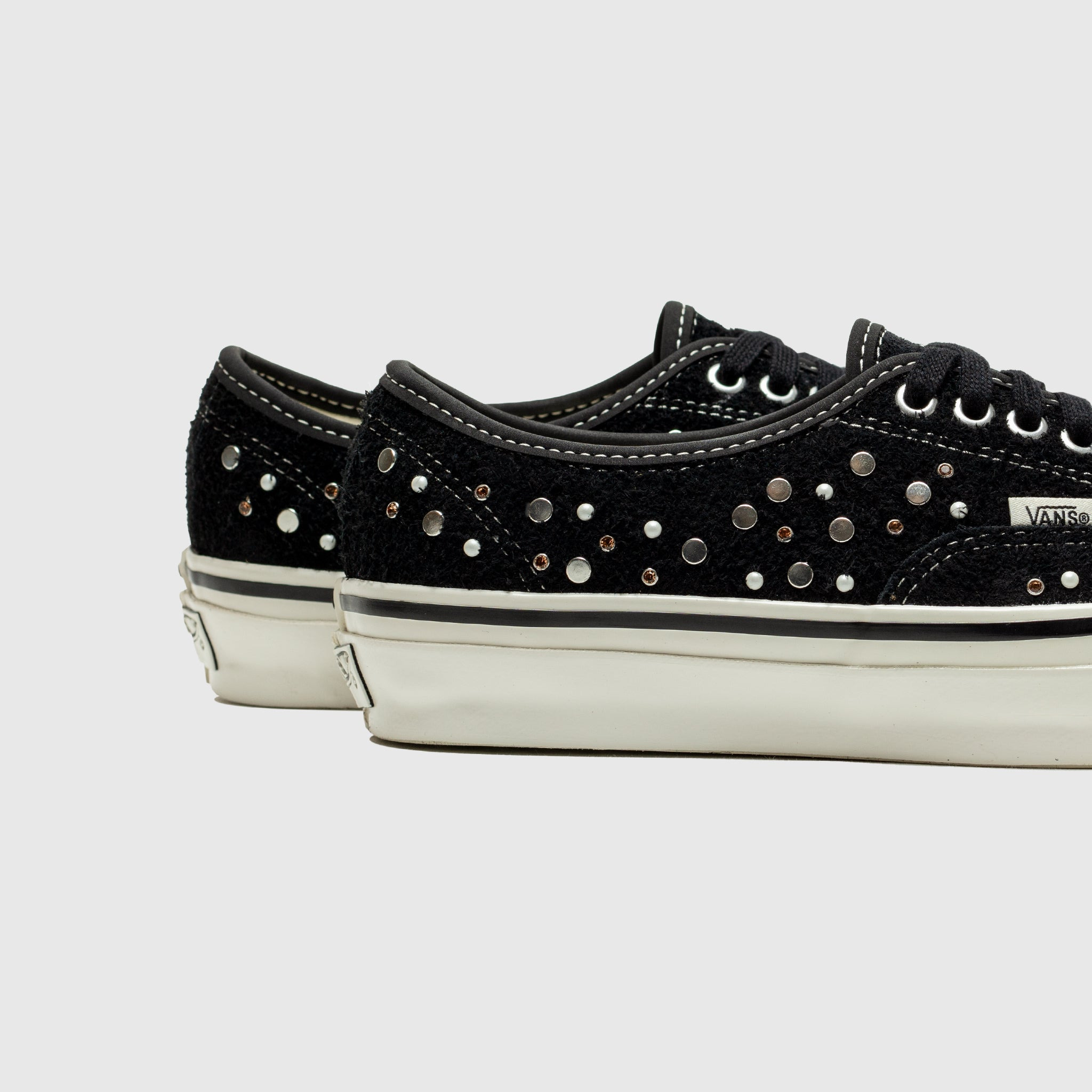 AUTHENTIC 44 LX - 5