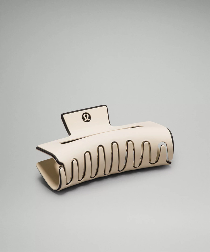 lululemon Extra Large Claw Hair Clip outlook