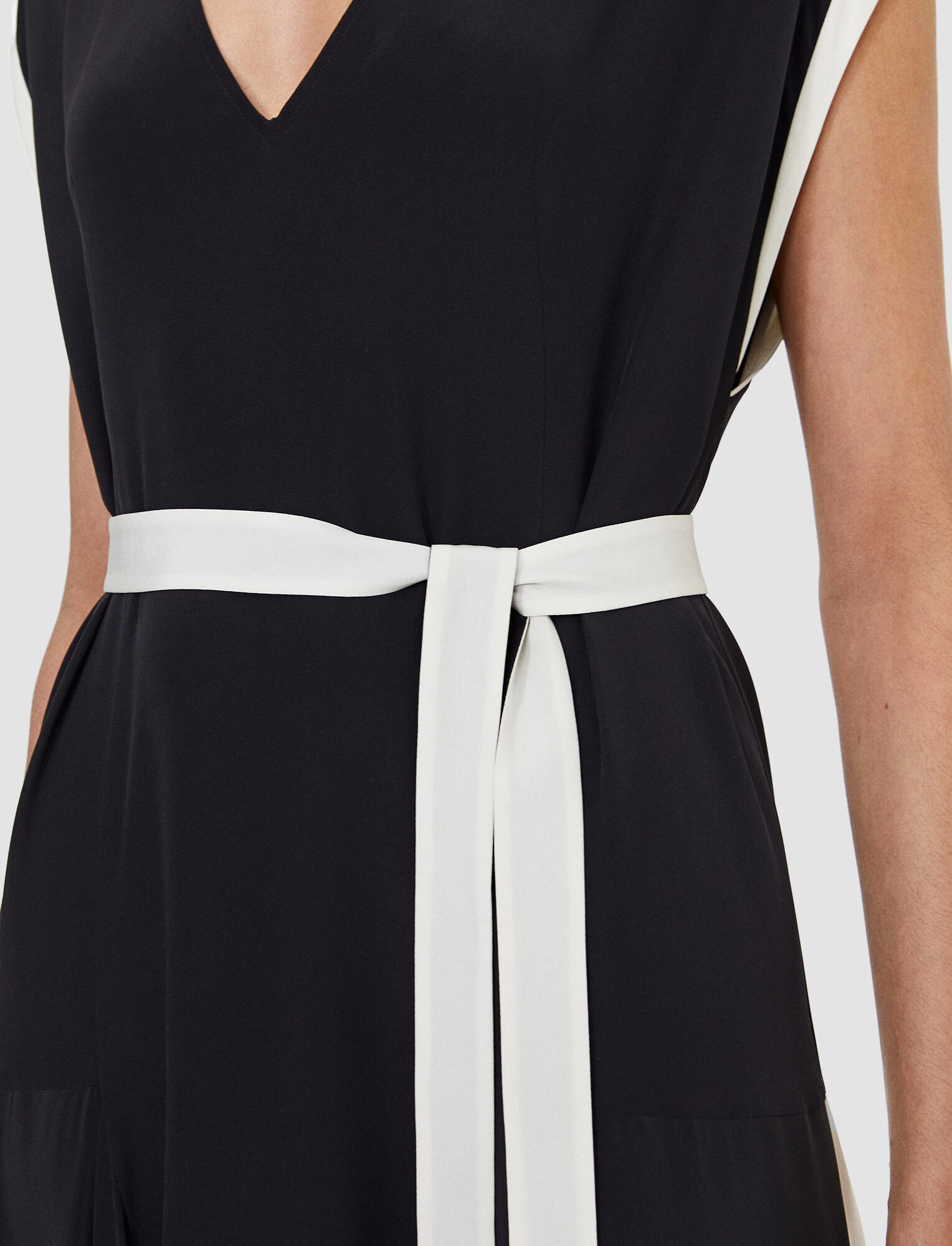 Silk Graphic Crepe de Chine Goodman Dress - 6