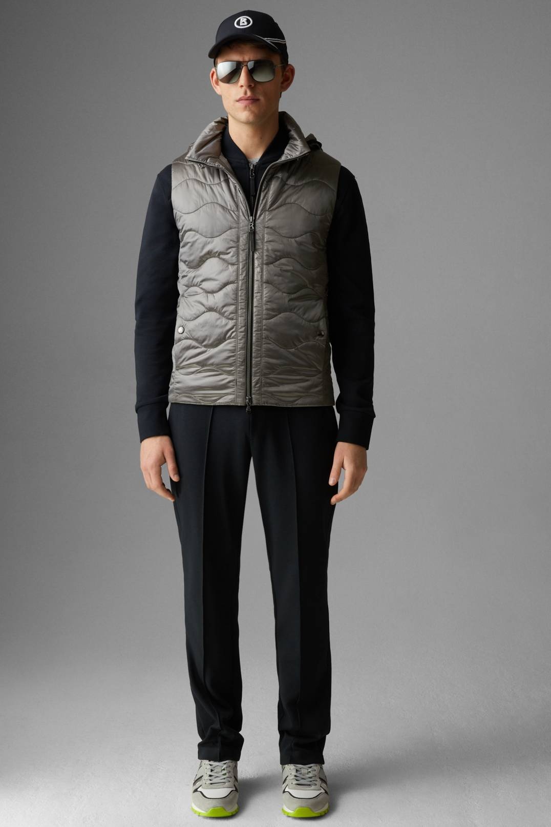 WILTON QUILTED WAISTCOAT IN GRAY - 4