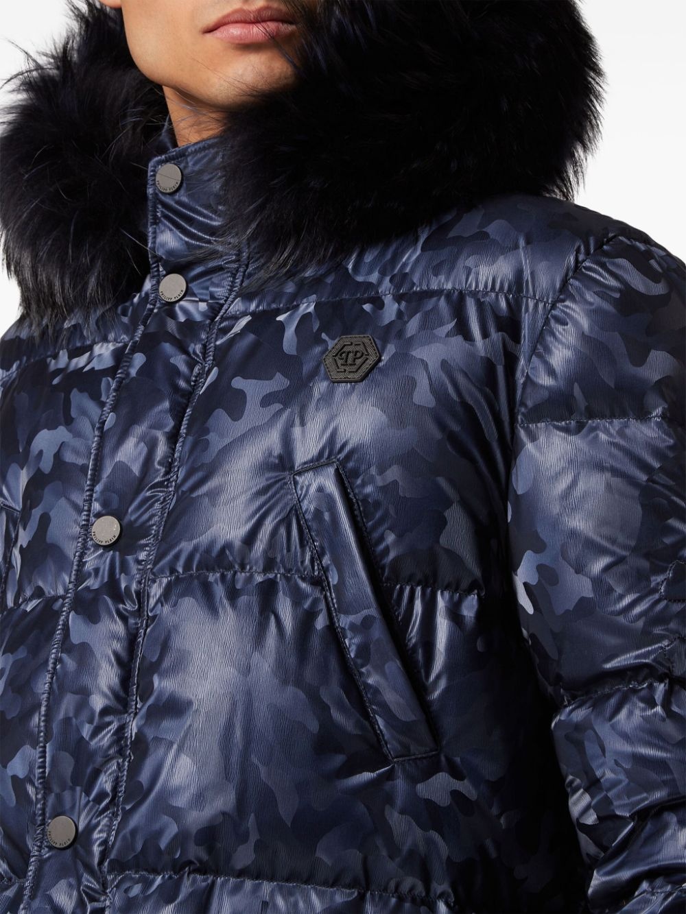 ccamouflage-print padded parka coat - 5