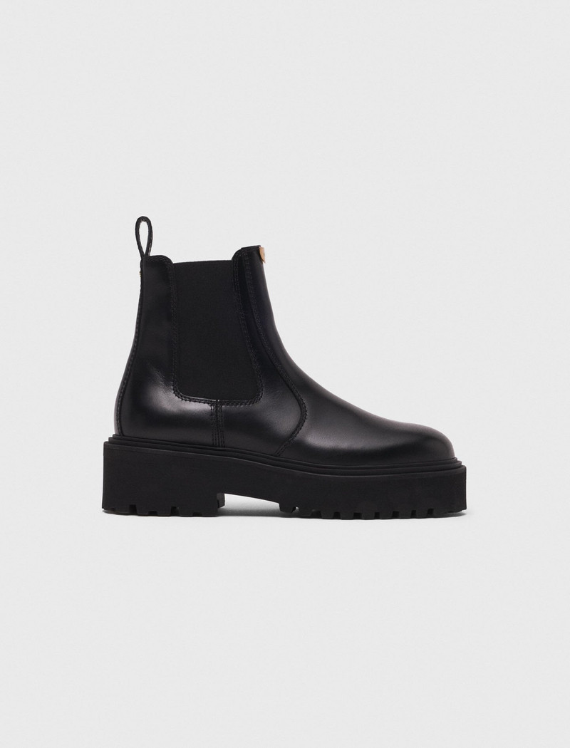 Chelsea boots 1