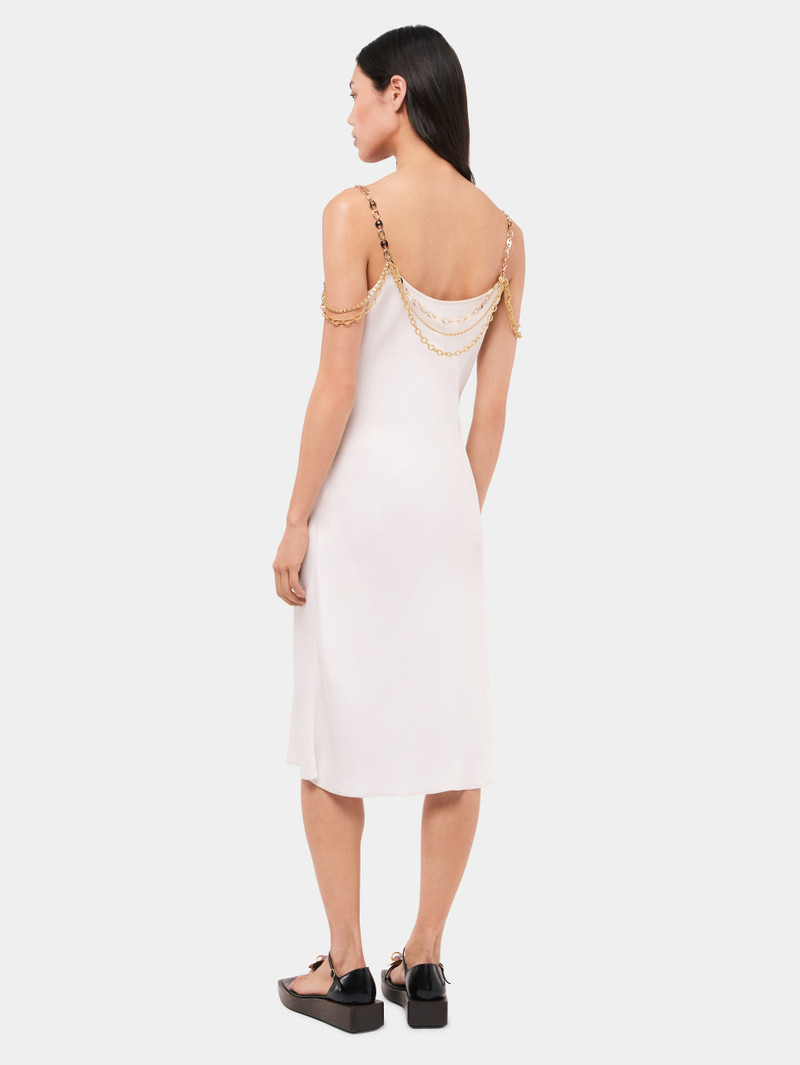LIGHT PLEATED WHITE DRESS EMBELLISHED WITH "EIGHT" SIGNATURE CHAIN 6