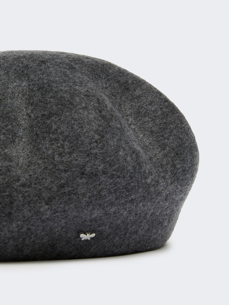 WEEKEND Max Mara PITTI Wool beret outlook