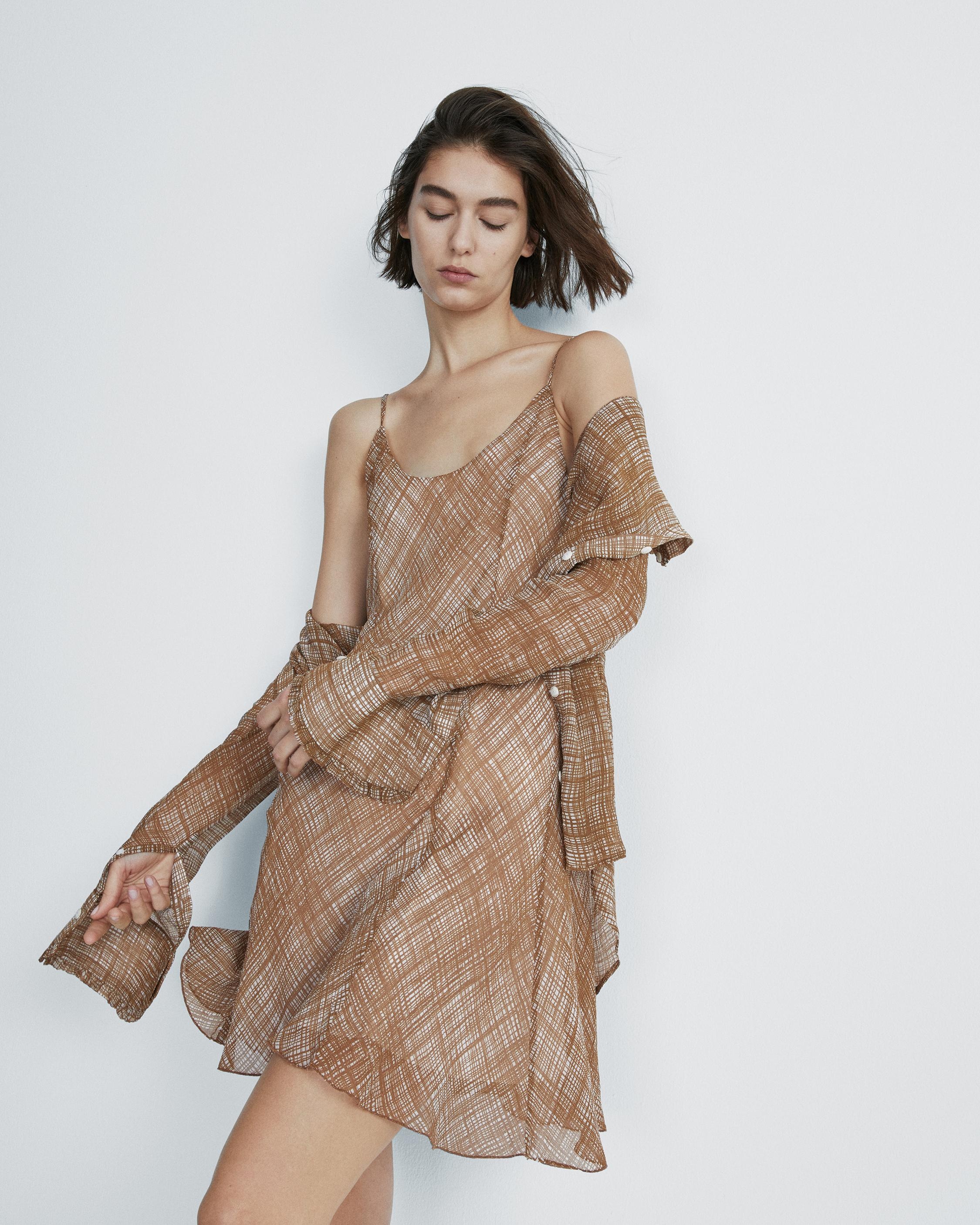 Delilah Mini Dress
Silk Dress - 2