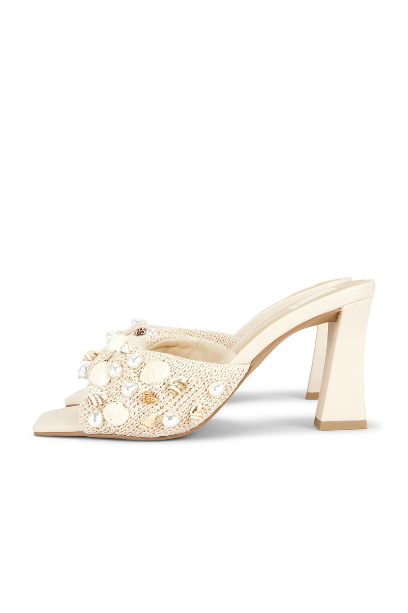 dolce vita Tylah Sandal outlook