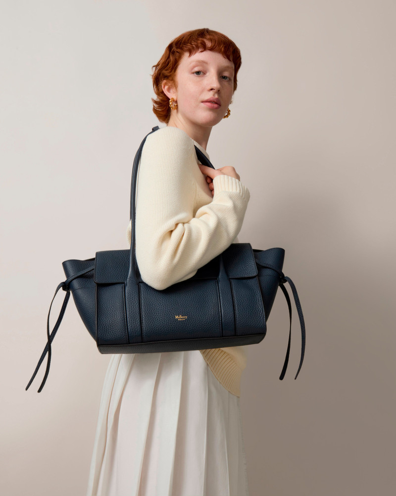 Mulberry Small Soft Bayswater
Night Sky Heavy Grain outlook