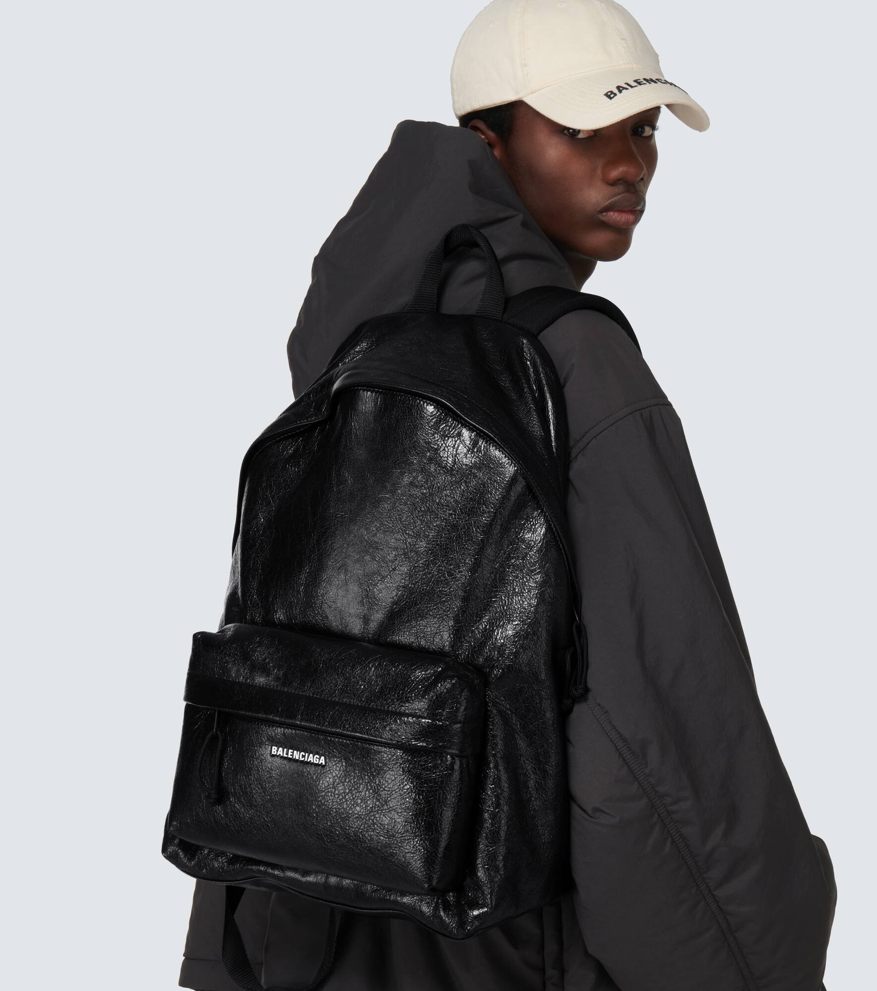Leather backpack - 2