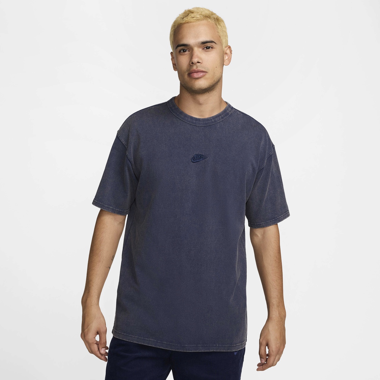 Nike Mens Nike NSW Premium Essential Seasonal Tee - 1