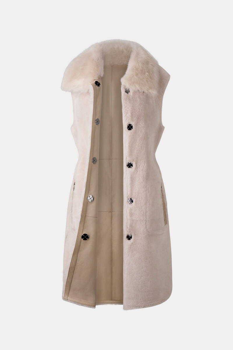 Palma Reversible lambskin vest in Sand 2