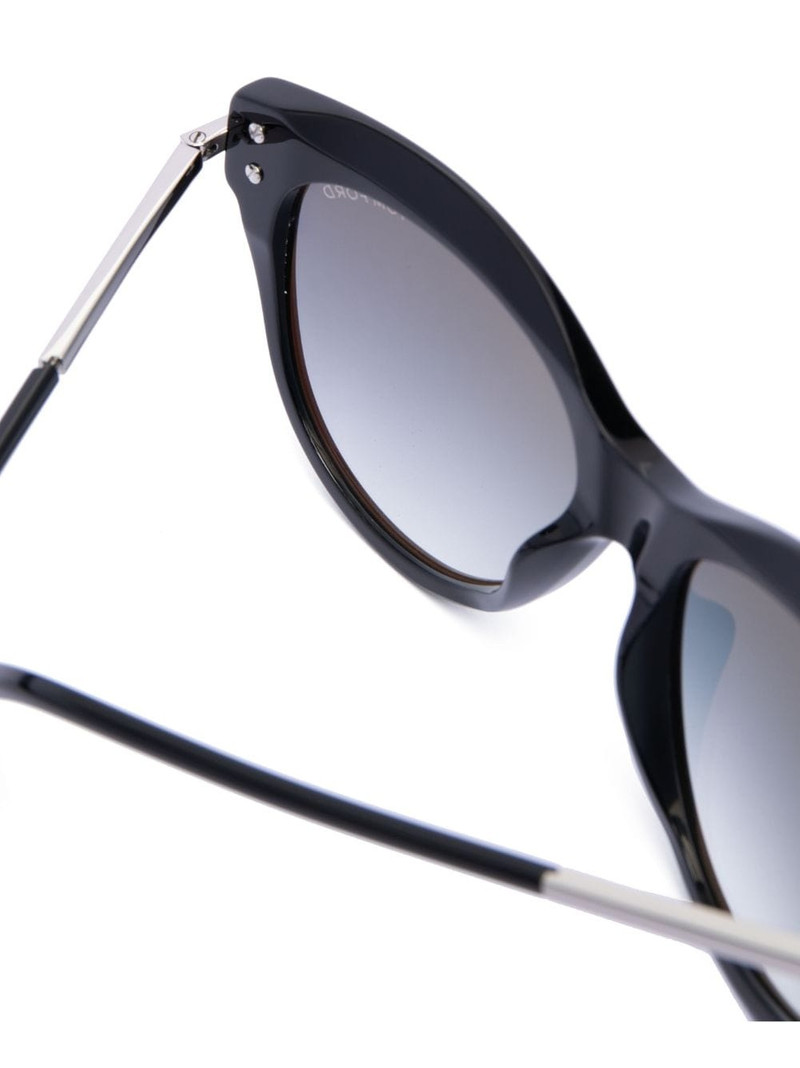 cat-eye frame logo sunglasses 3