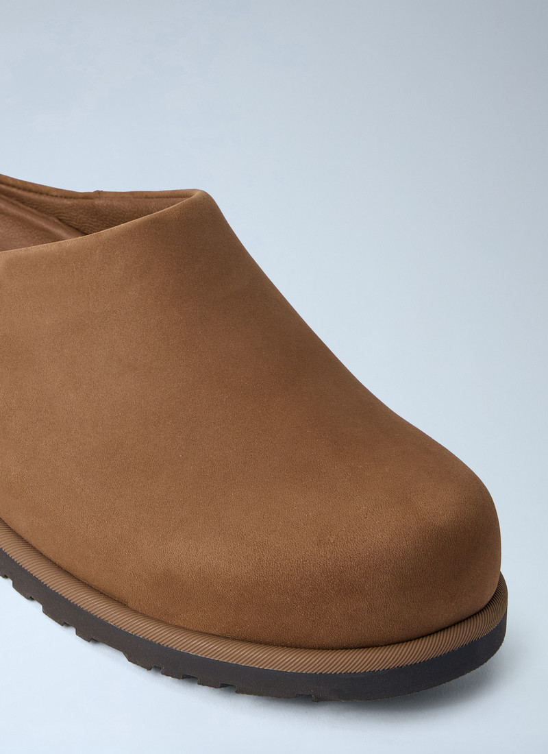 UGG Otzo Clogs outlook