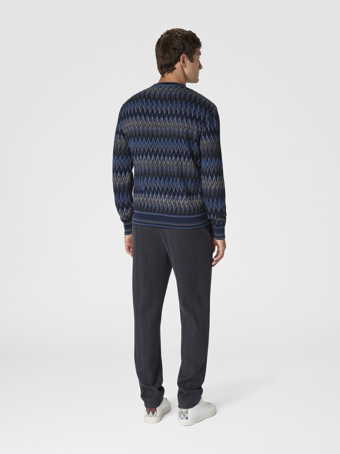 Crew neck sweater with 3d zigzag pattern - 3