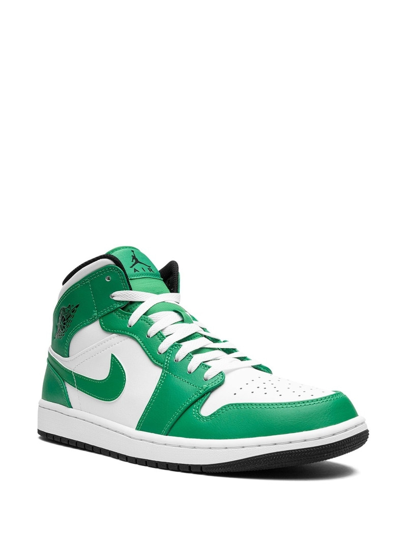 Jordan 에어 제단 1 MID "LUCKY GREEN" outlook