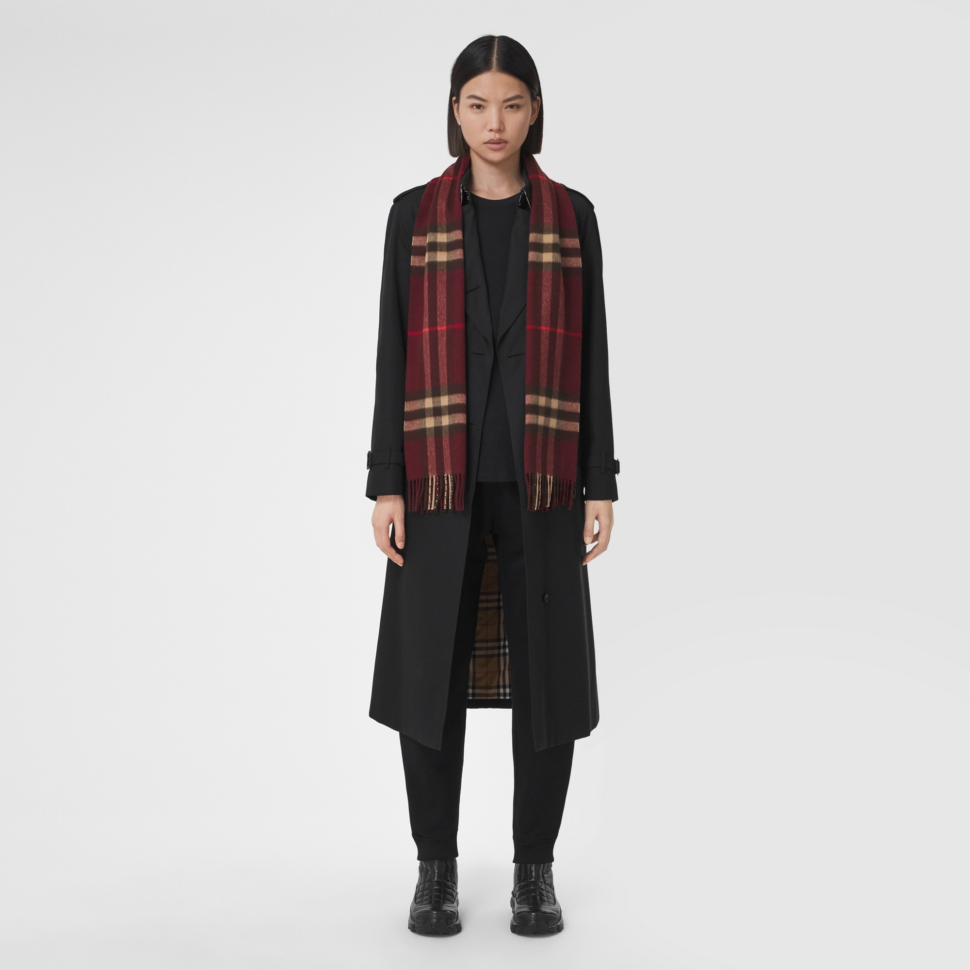 The Classic Check Cashmere Scarf - 6