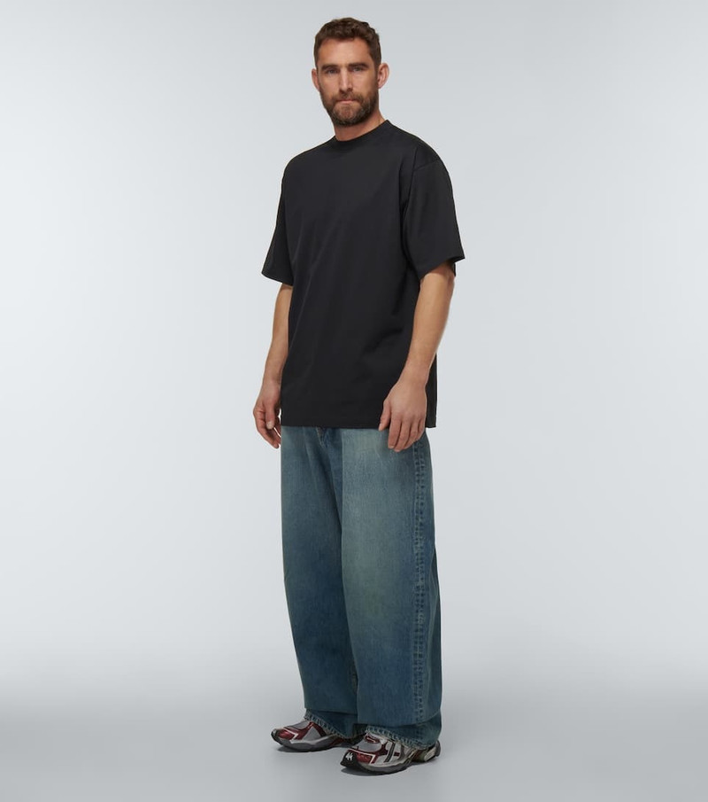 BALENCIAGA logo-print T-shirt outlook