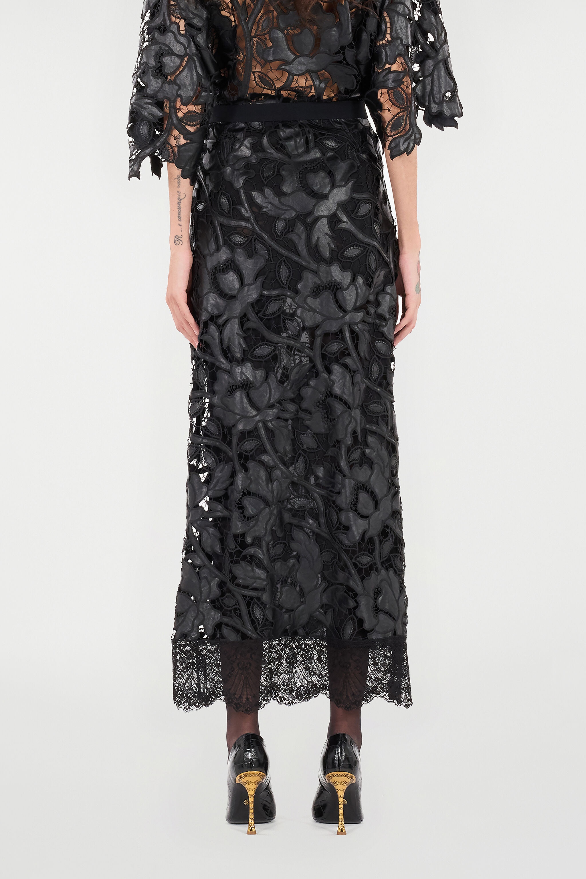 Long Skirt With All-Over Floral Pattern - 4