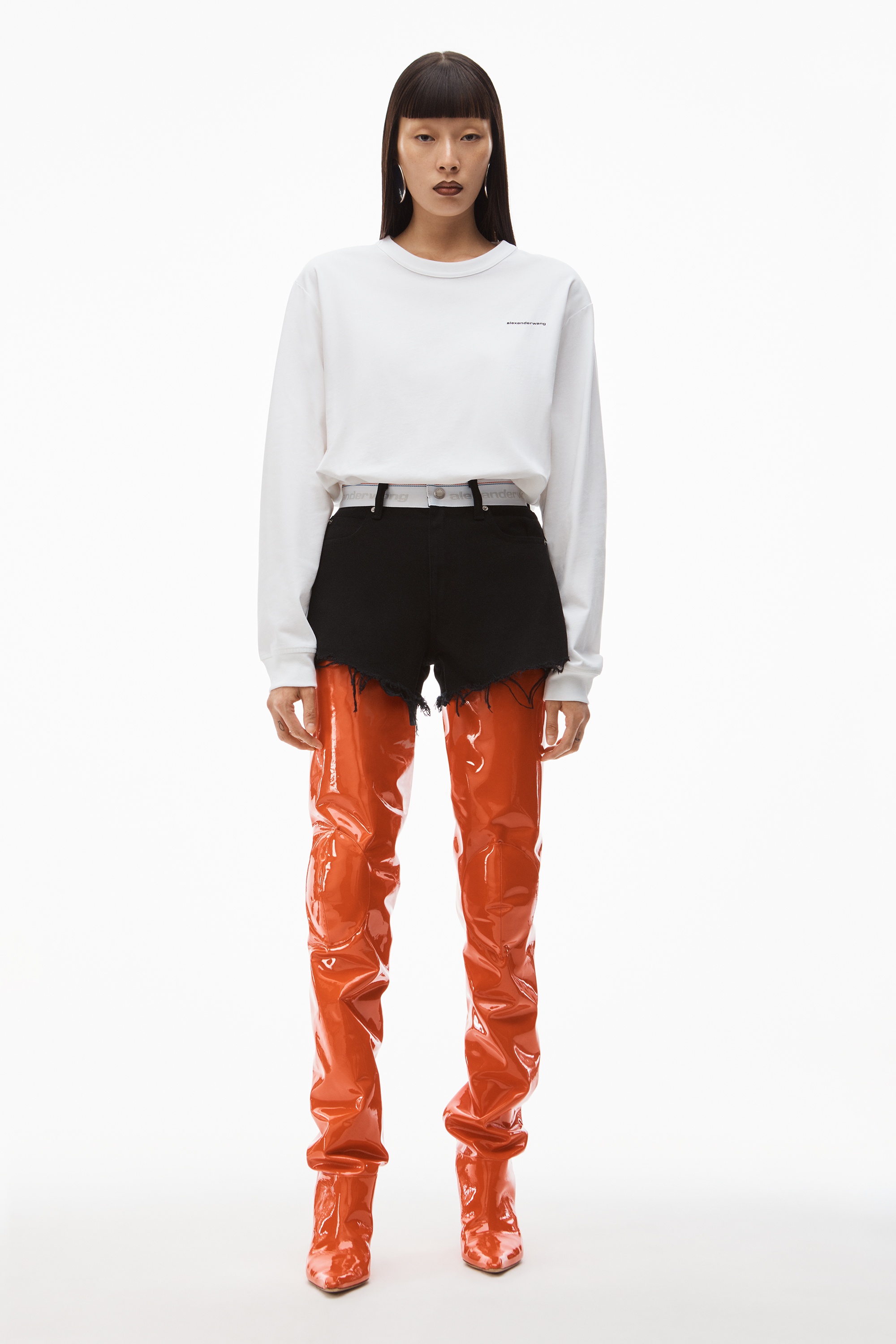 LOGO BITE SHORT IN BLACK DENIM - 2
