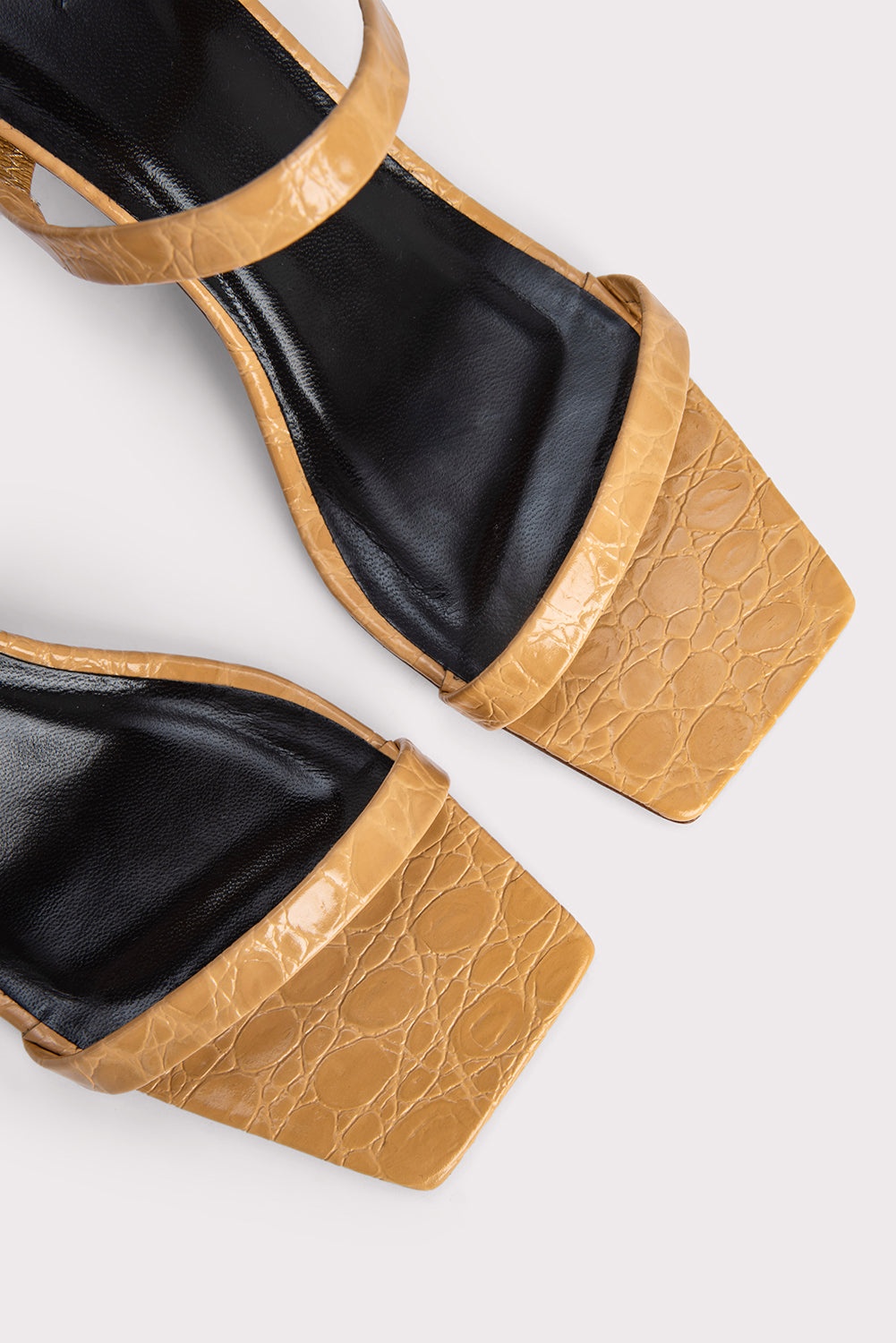 Tanya Biscuit Circular Croco Embossed Leather - 4