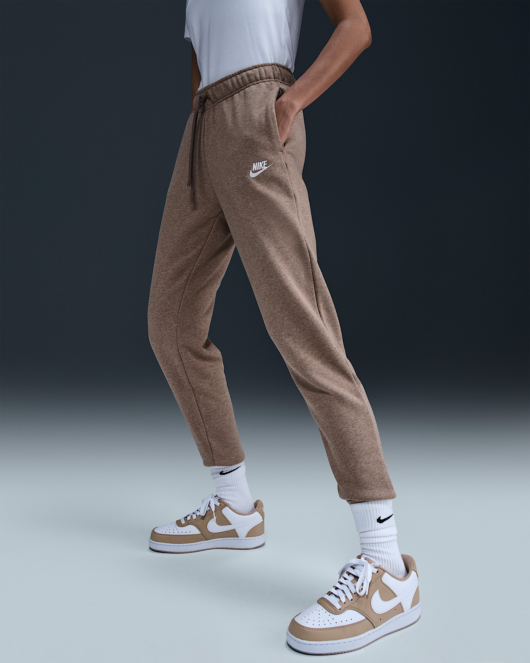 Nike Sportswear Club Fleece Women's Mid-Rise Joggers - 2