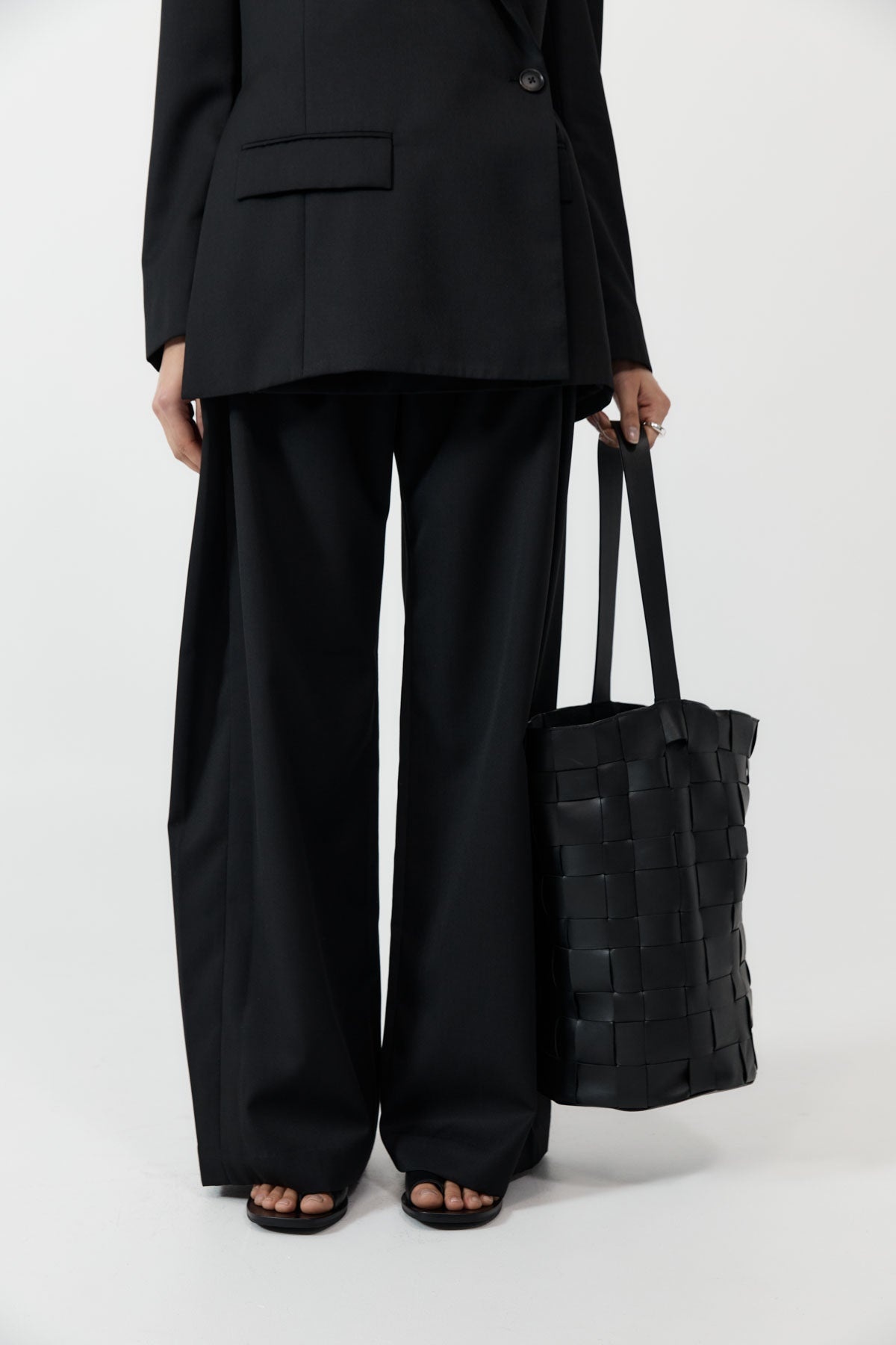 Woven Bucket Bag - Black - 2
