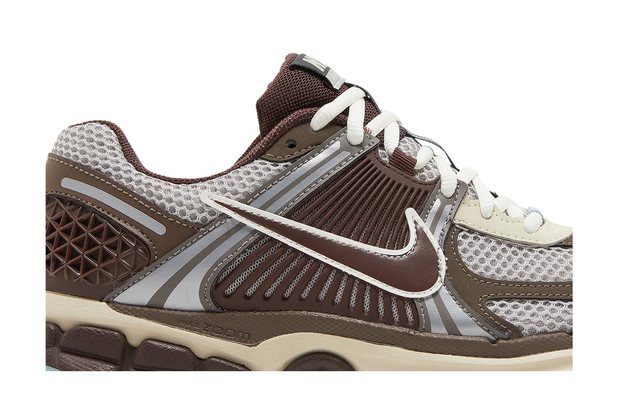 Wmns Zoom Vomero 5 'Earth Fossil' - 2