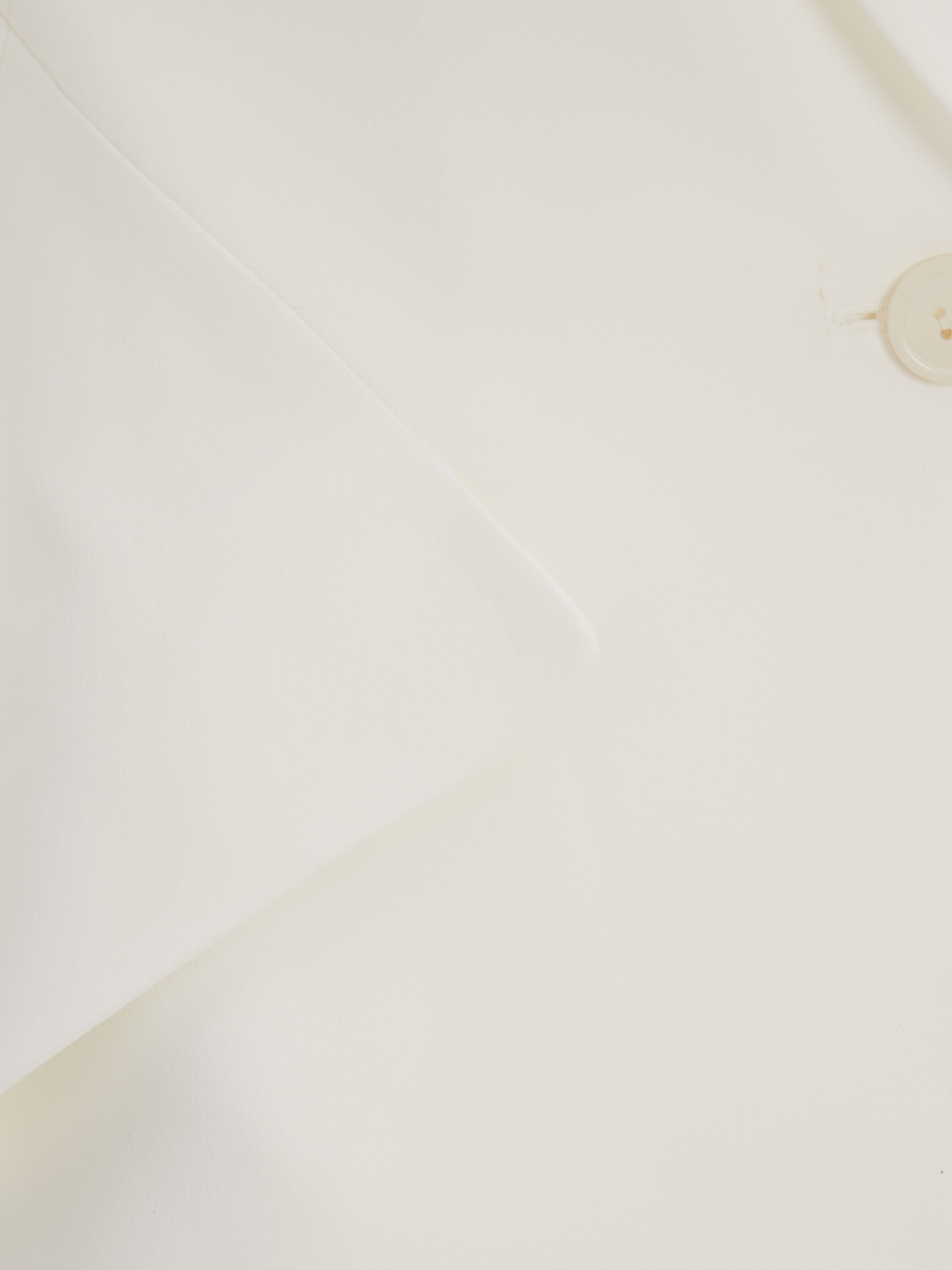 Women's Peak Shoulder Leaf Crepe Jacket in Light Ivory - 6