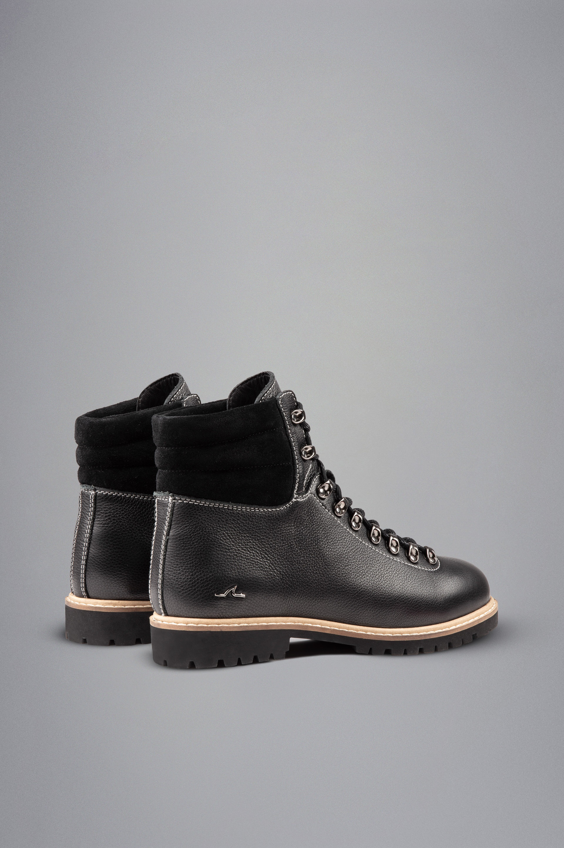 LEATHER ANKLE BOOTS - 3