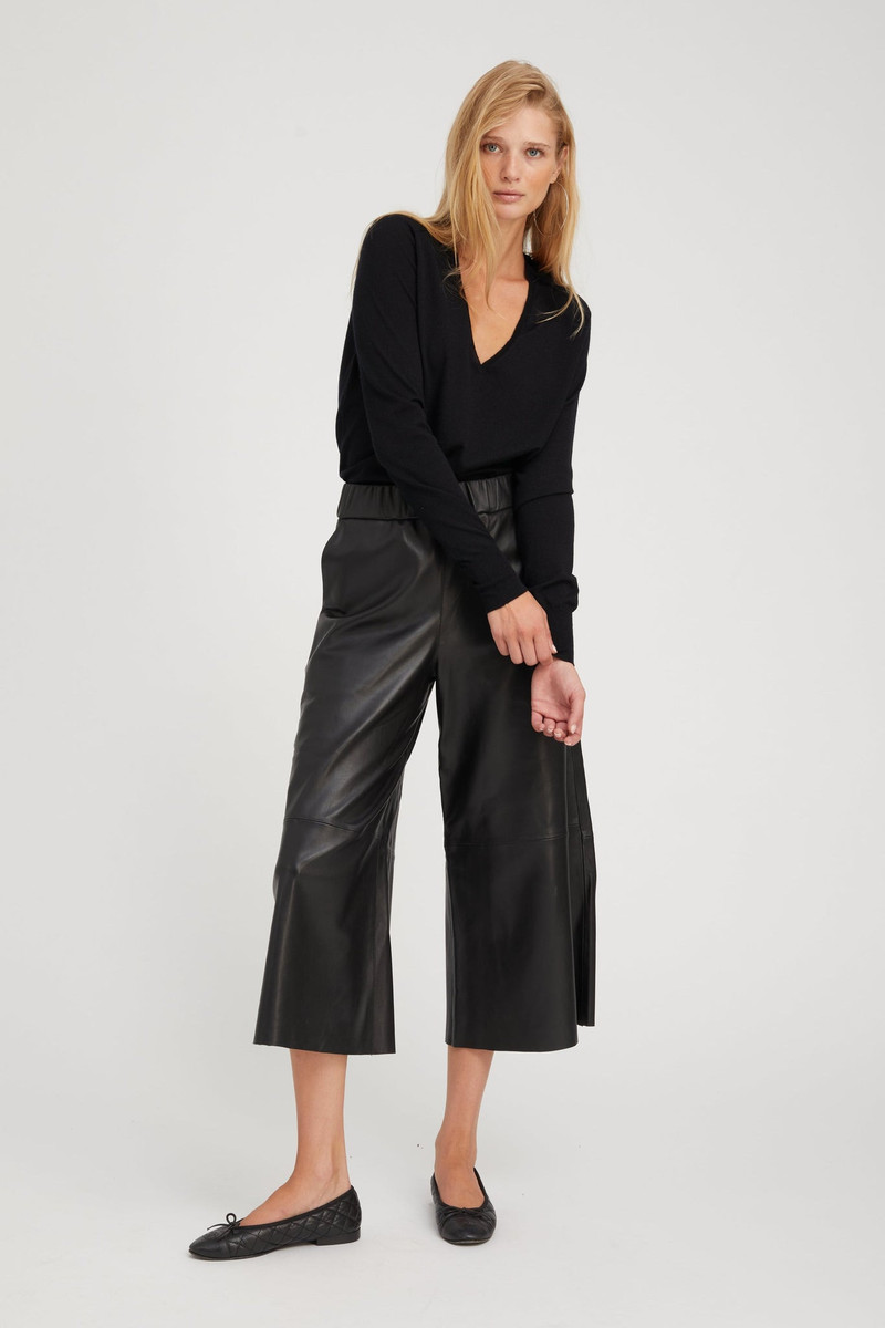 SPRWMN BLACK LEATHER CULOTTE outlook