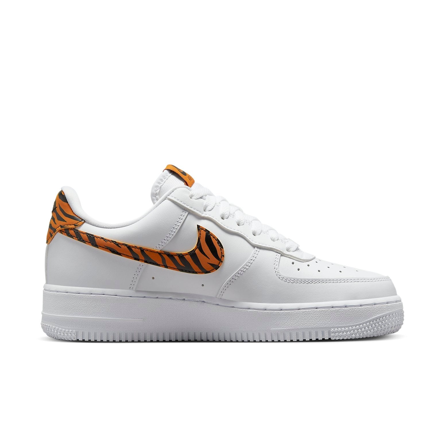 (WMNS) Nike Air Force 1 '07 'Tiger Stripes' DD8959-108 - 2