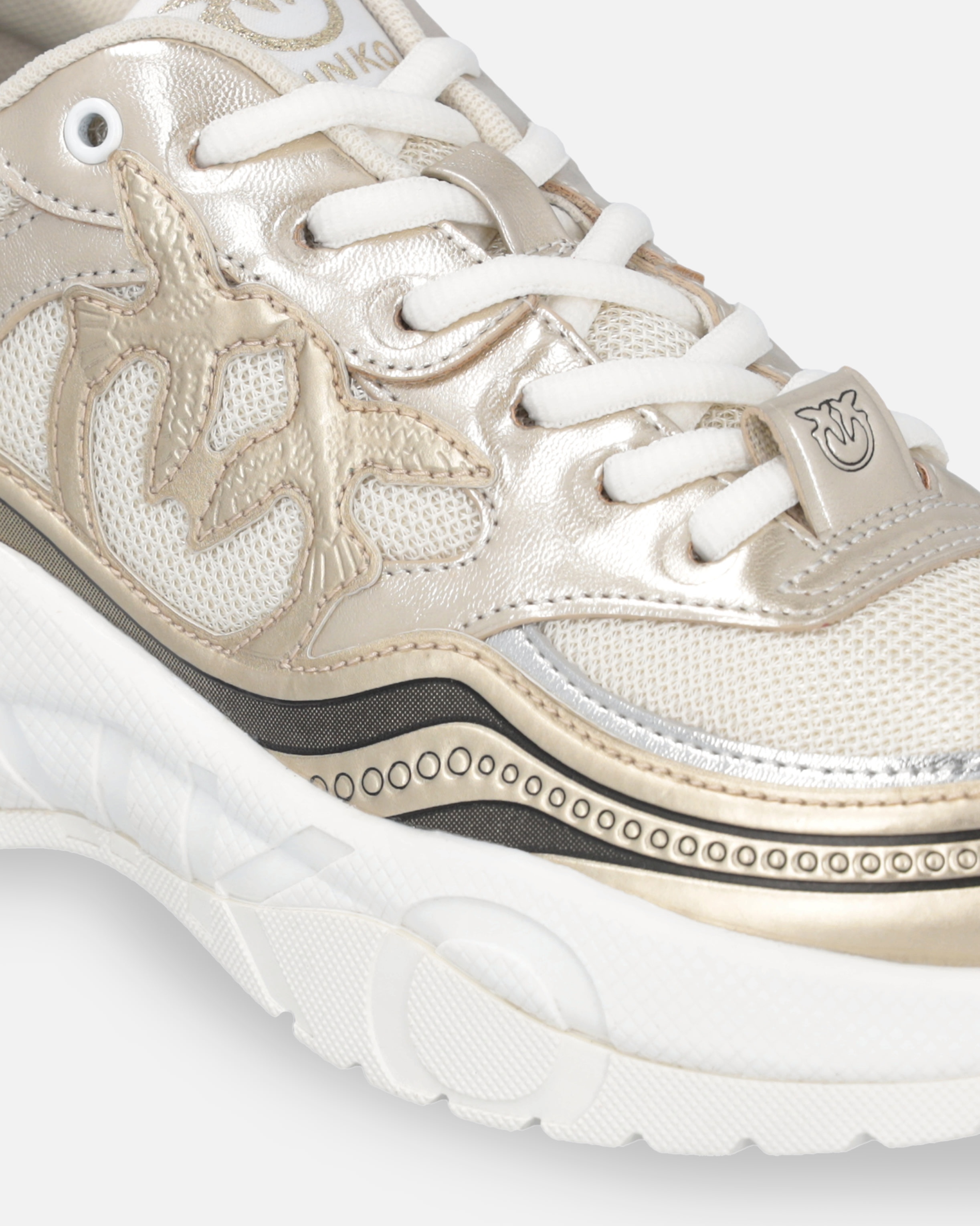 SNEAKERS WITH METALLIC DETAILS - 4