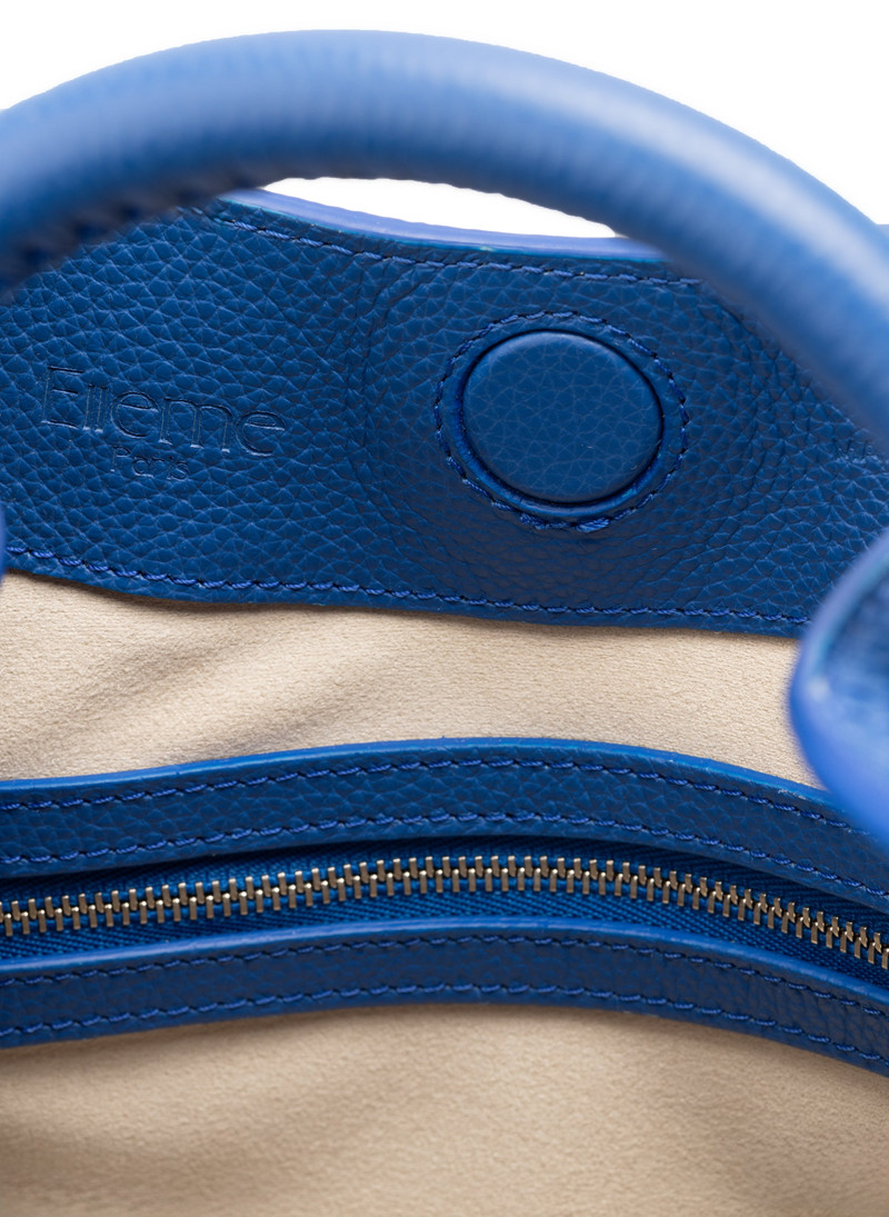 Raisin Pebbled Leather Azure Blue 5