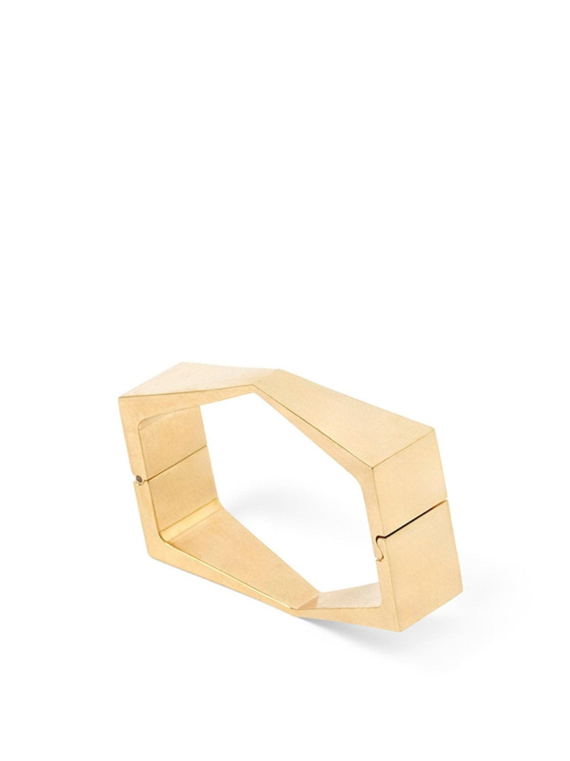 Alexander McQueen AMQ - Stud Bridge Cuff in Gold outlook