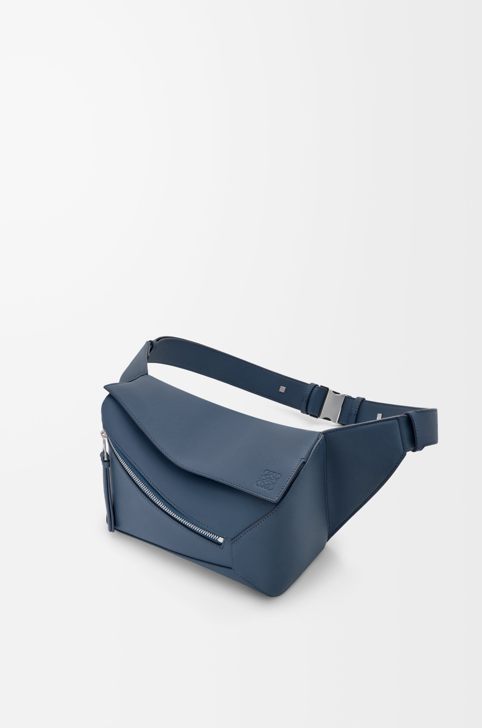 Small Puzzle bumbag in classic calfskin - 2