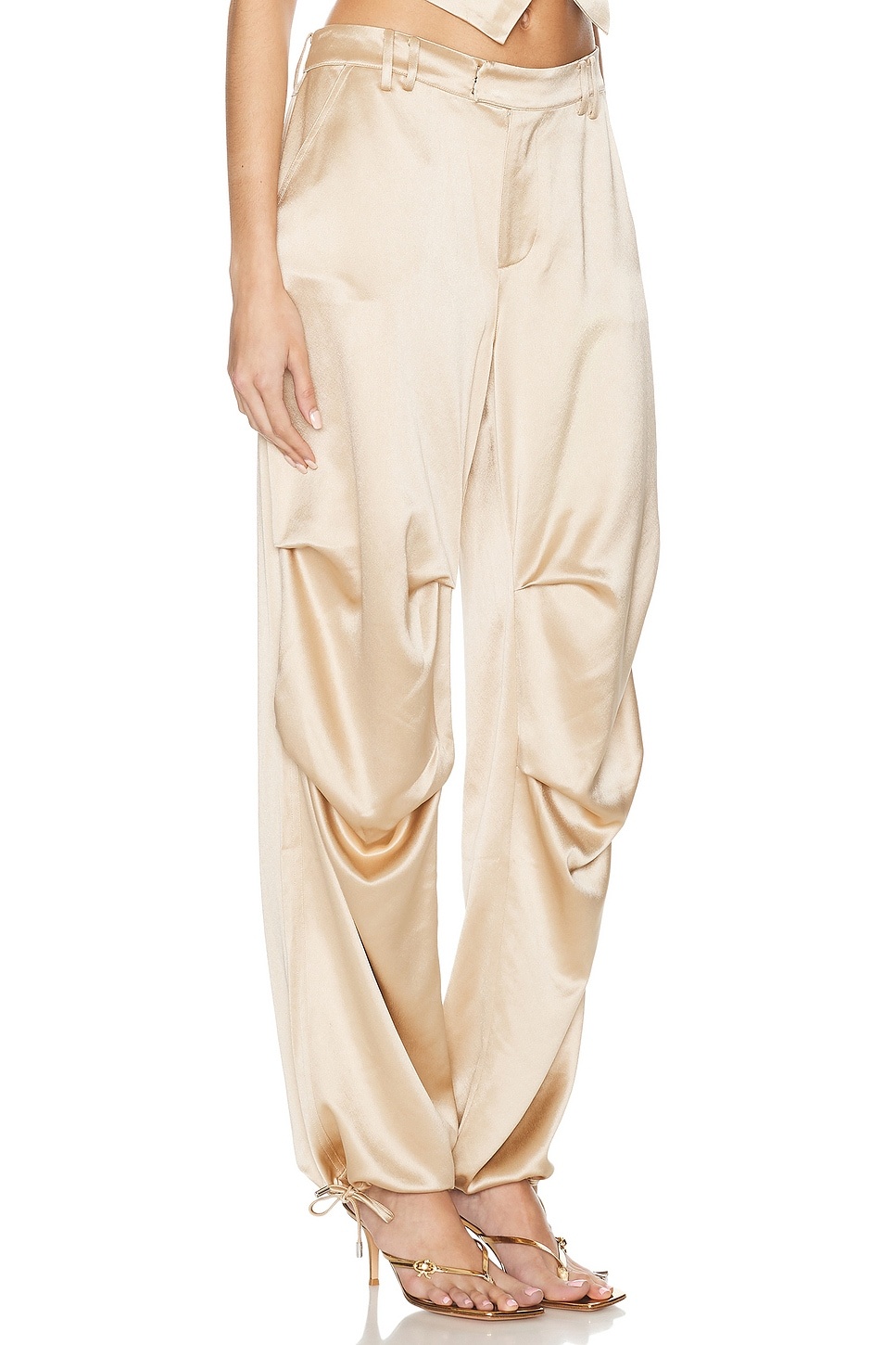 Jenae Pant - 2