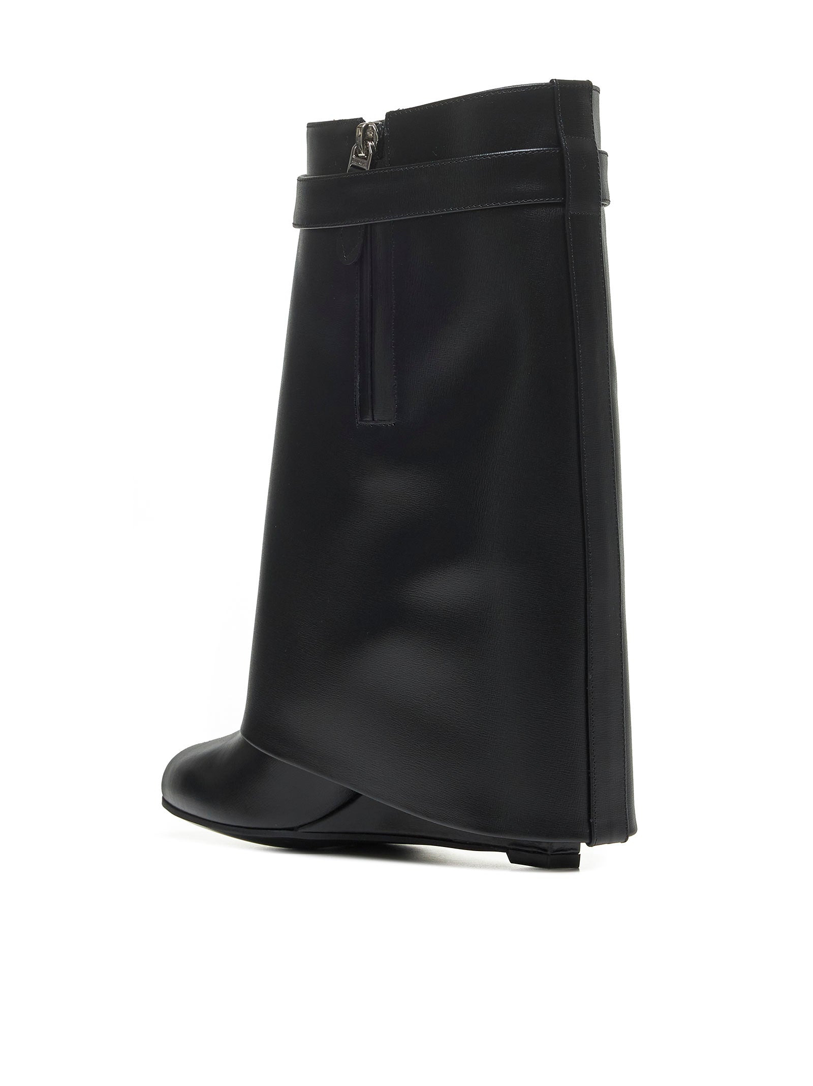Black leather Shark Lock ankle boots - 3