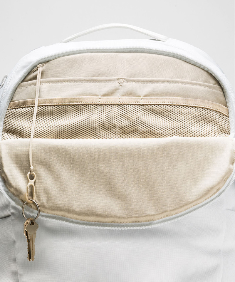 Triple-Zip Backpack 28L *Tech Canvas 7